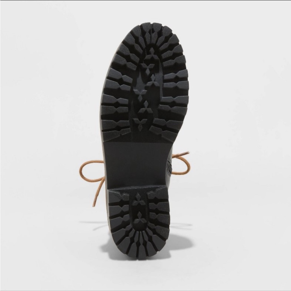 Leighton Hiking Boots - Black NWOT - Picture 4 of 7